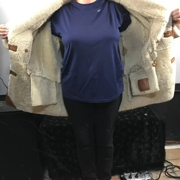 Hide Society Canada genuine Sheepskin jacket WARM authentication included - Picture 7 of 8